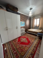 Продаю 2-к квартиру (56 м²) в Бишкеке