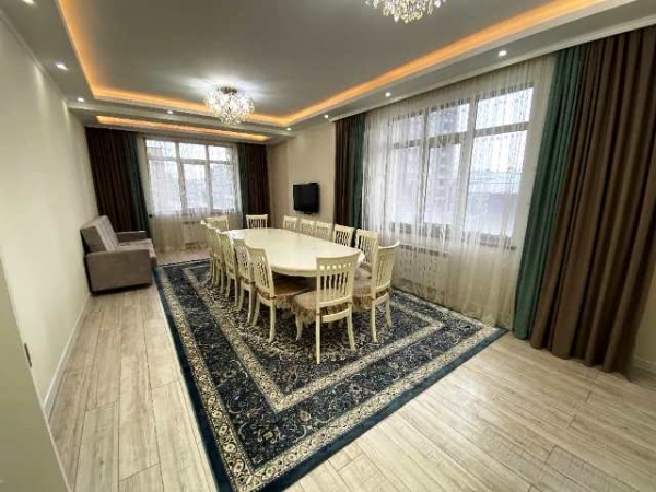 Сдаю 2-к квартиру (85 м²) в Бишкеке