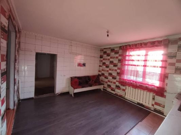 Продаю 2-к дом (70 м²) в Бишкеке