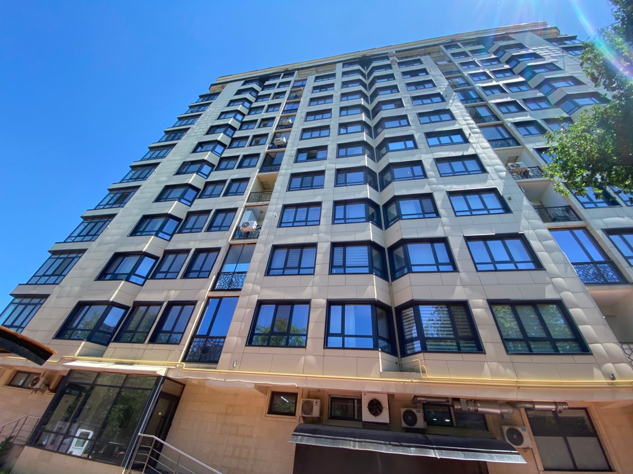 2 ком. кв. 76 м², 5 этаж из 12