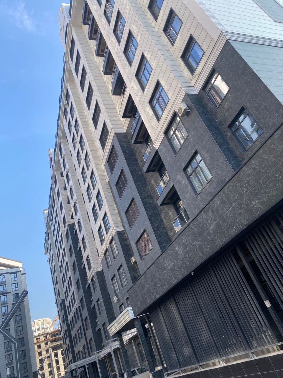 2 ком. кв. 53 м², 2 этаж из 12