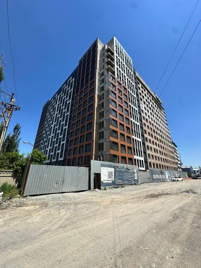 4 ком. кв. 118 м², 8 этаж из 15