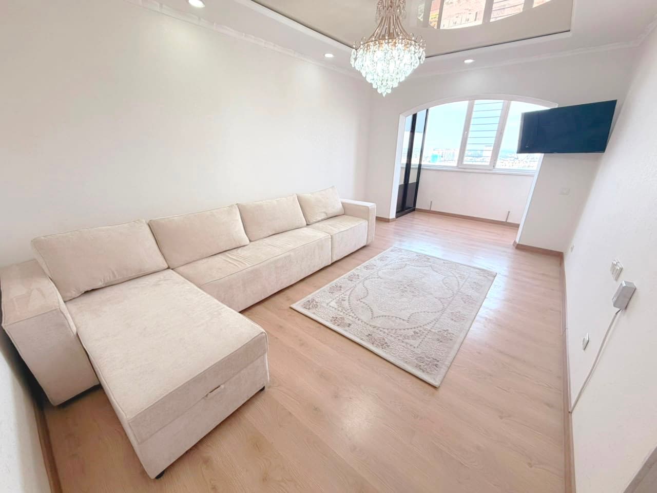 2 ком. кв. 56 м², 8 этаж из 9