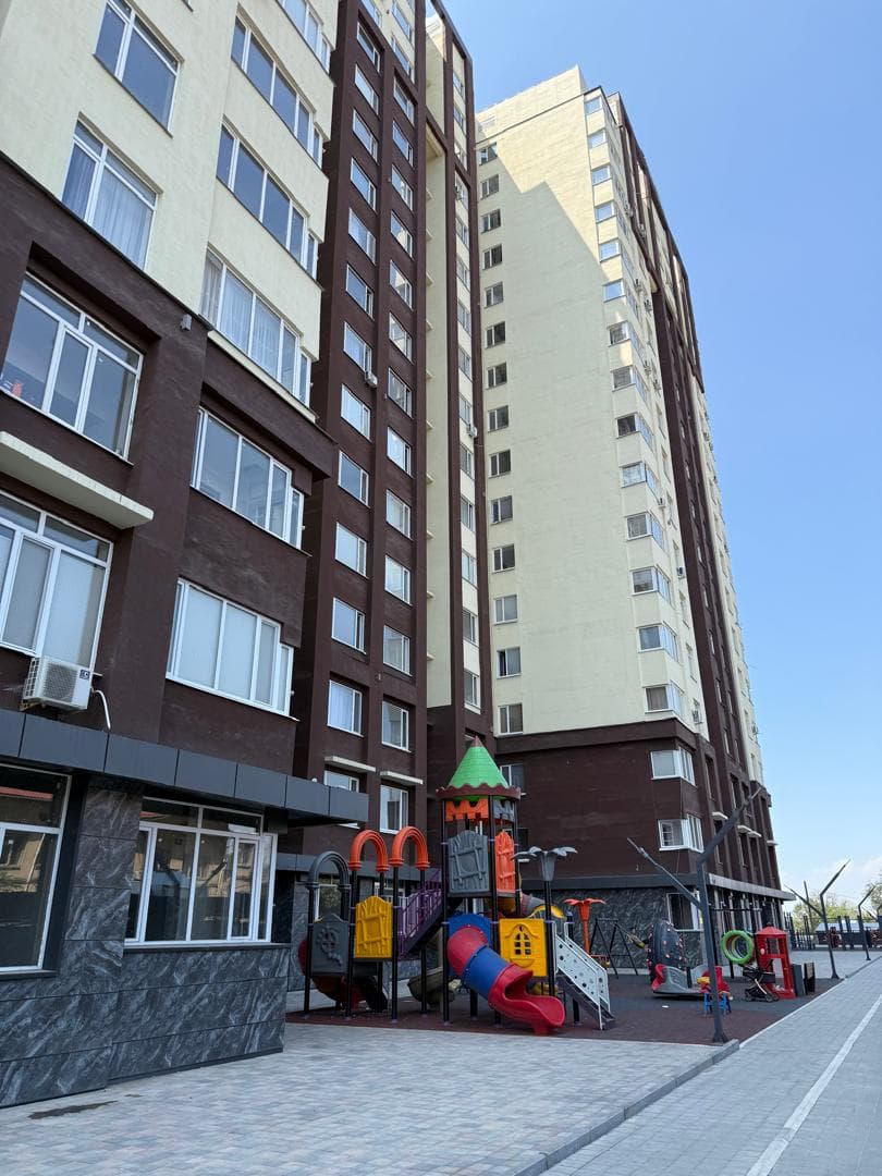 2 ком. кв. 81 м², 10 этаж из 16