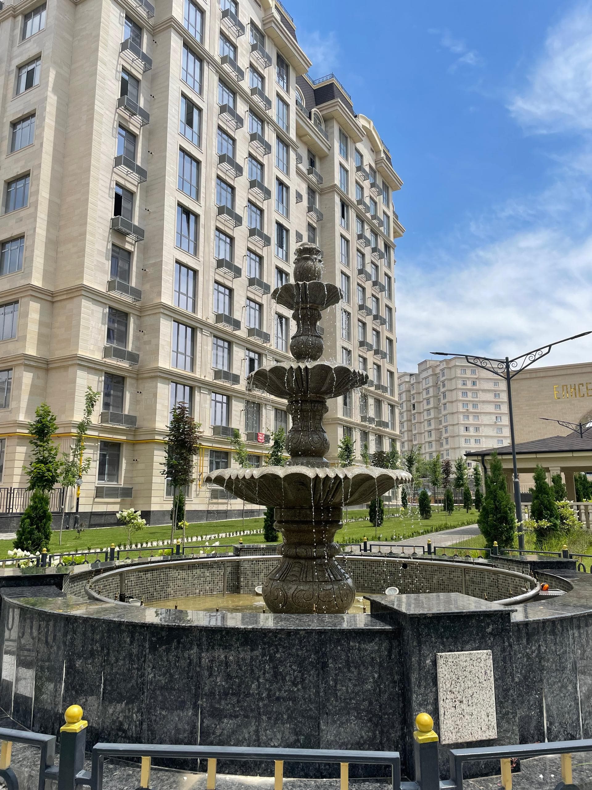 2 ком. кв. 80 м², 14 этаж из 18