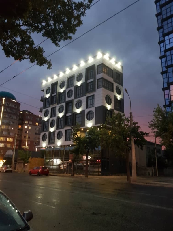 Сдаю 10-к помещение (1280 м²) в Бишкеке