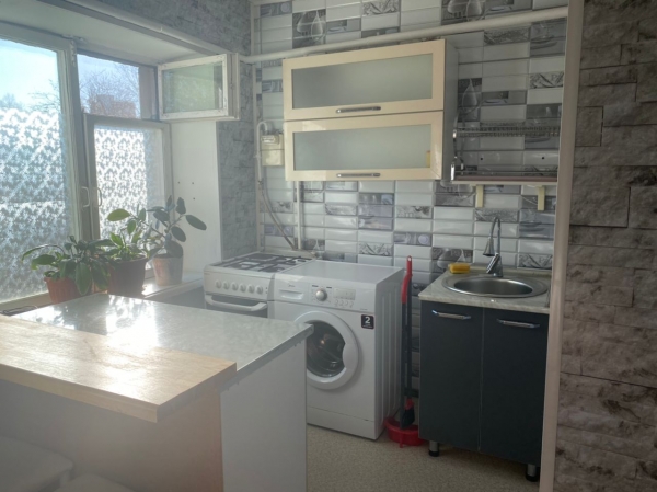 Продаю 2-к квартиру (55 м²) в Бишкеке