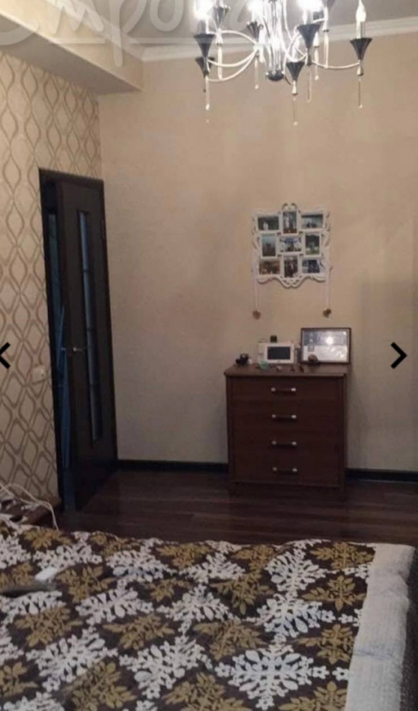 Продаю 3-к квартиру (106 м²) в Бишкеке