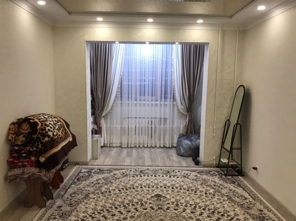 Продаю 3-к квартиру (72 м²) в Бишкеке