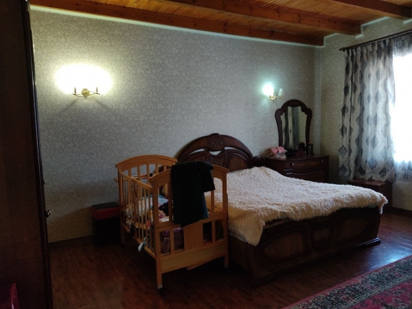 Продаю 6-к дом (193 м²) в Бишкеке