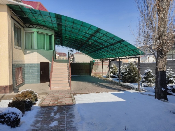 Продаю 6-к дом (193 м²) в Бишкеке