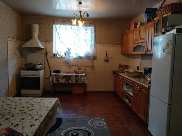 Продаю 6-к дом (193 м²) в Бишкеке