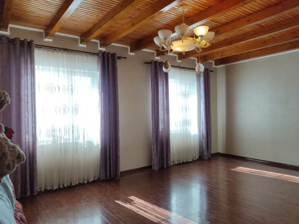 Продаю 6-к дом (193 м²) в Бишкеке