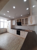 Продаю 3-к квартиру (110 м²) в Бишкеке