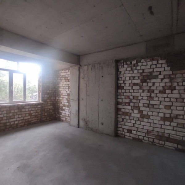 Продаю 2-к квартиру (60 м²) в Бишкеке