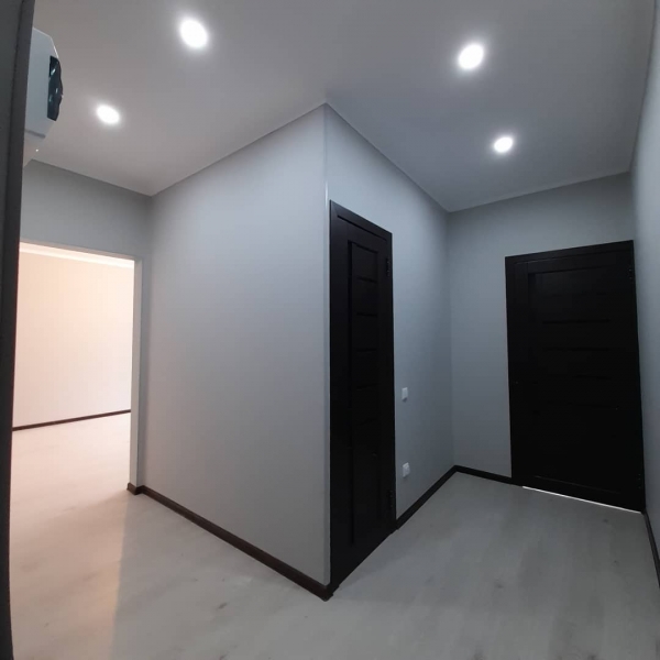 Продаю 1-к квартиру (49 м²) в Бишкеке