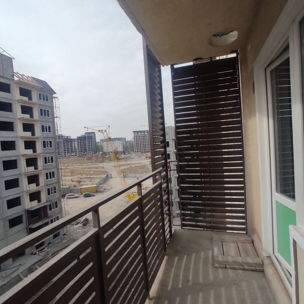 Продаю 1-к квартиру (49 м²) в Бишкеке