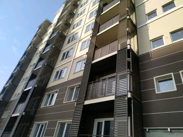 Продаю 1-к квартиру (49 м²) в Бишкеке