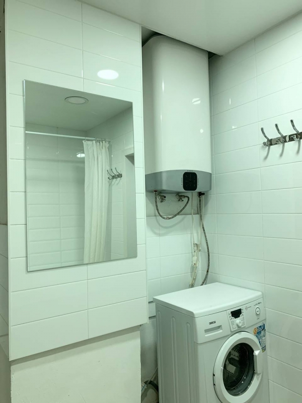 Продаю 3-к квартиру (140 м²) в Бишкеке