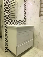 Продаю 3-к квартиру (140 м²) в Бишкеке