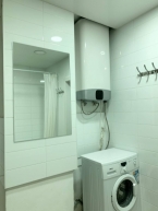 Продаю 3-к квартиру (140 м²) в Бишкеке