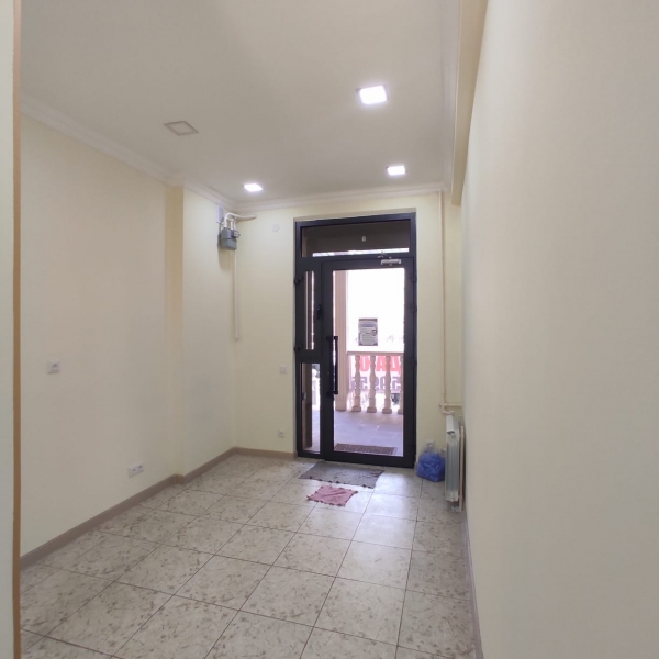 Продаю 3-к помещение (60 м²) в Бишкеке