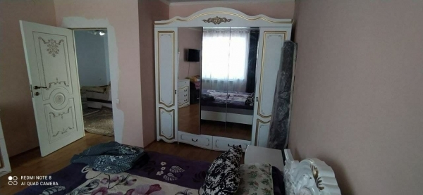 Продаю 3-к дом (110 м²) в Бишкеке