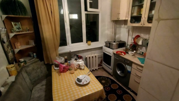 Продаю 3-к квартиру (47 м²) в Бишкеке