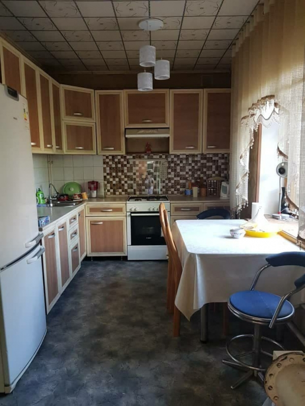 Продаю 4-к дом (125 м²) в Бишкеке