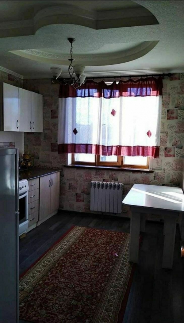 Продаю 2-к квартиру (80 м²) в Бишкеке