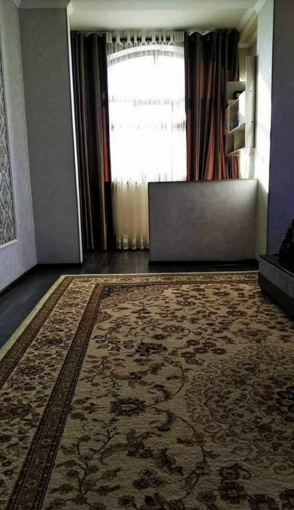 Продаю 2-к квартиру (80 м²) в Бишкеке