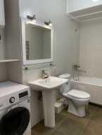 Продаю 2-к квартиру (70 м²) в Бишкеке