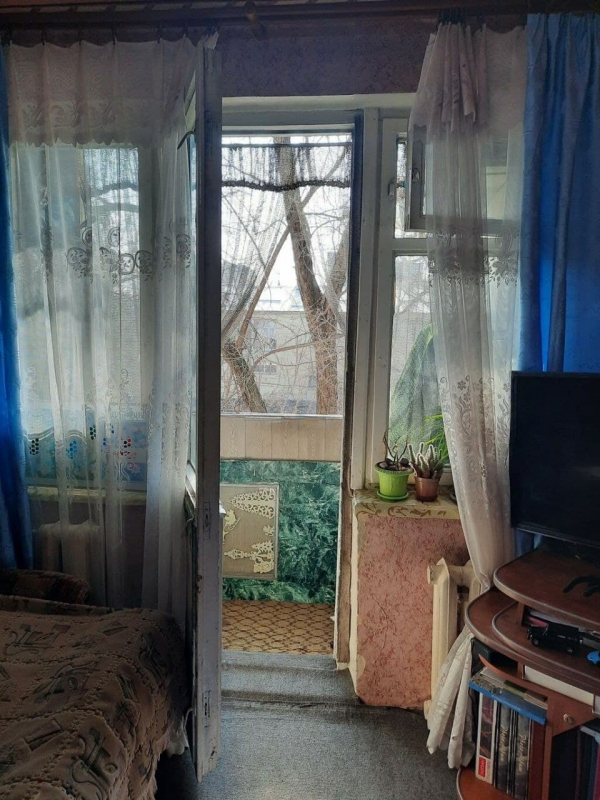 Продаю 2-к квартиру (43 м²) в Бишкеке