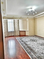 Продаю 4-к квартиру (160 м²) в Бишкеке