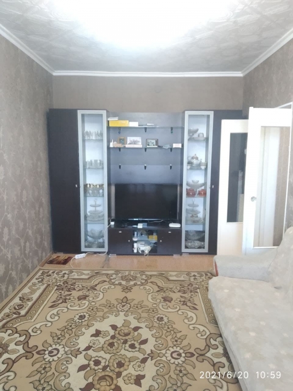 Продаю 2-к квартиру (47 м²) в Бишкеке