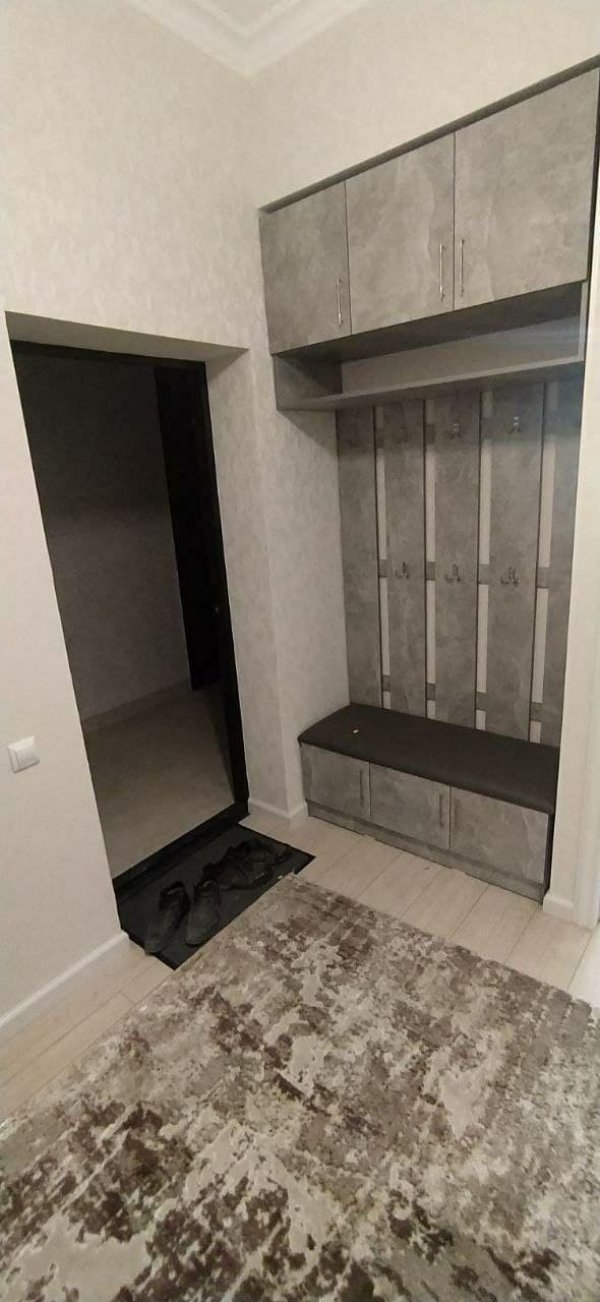 Продаю 2-к квартиру (70 м²) в Бишкеке