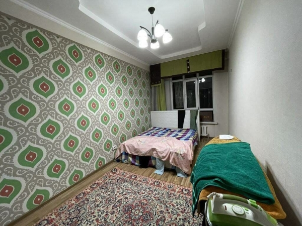 Продаю 3-к квартиру (102 м²) в Бишкеке