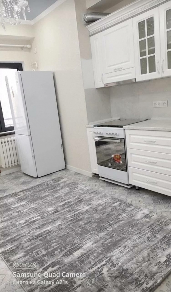 Продаю 2-к квартиру (78 м²) в Бишкеке