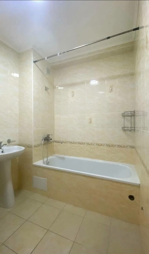 Продаю 1-к квартиру (30 м²) в Бишкеке