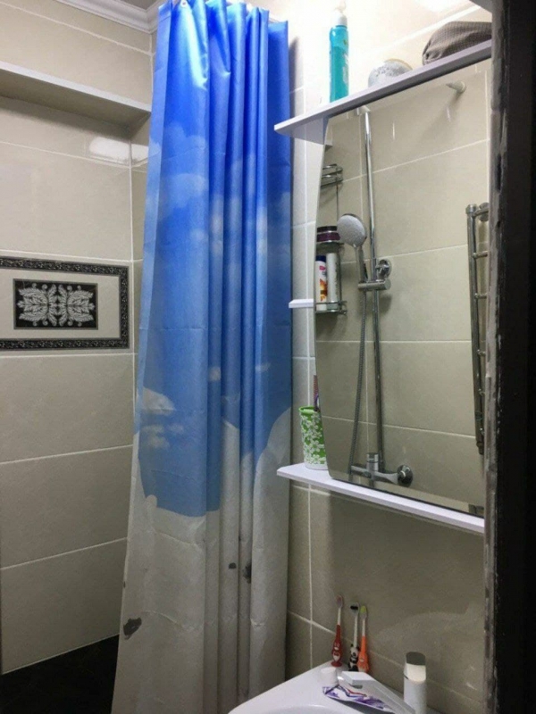 Продаю 4-к квартиру (82 м²) в Бишкеке