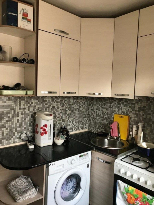 Продаю 2-к квартиру (46 м²) в Бишкеке
