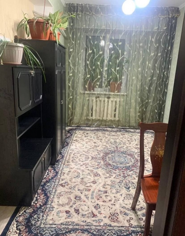 Продаю 3-к квартиру (102 м²) в Бишкеке