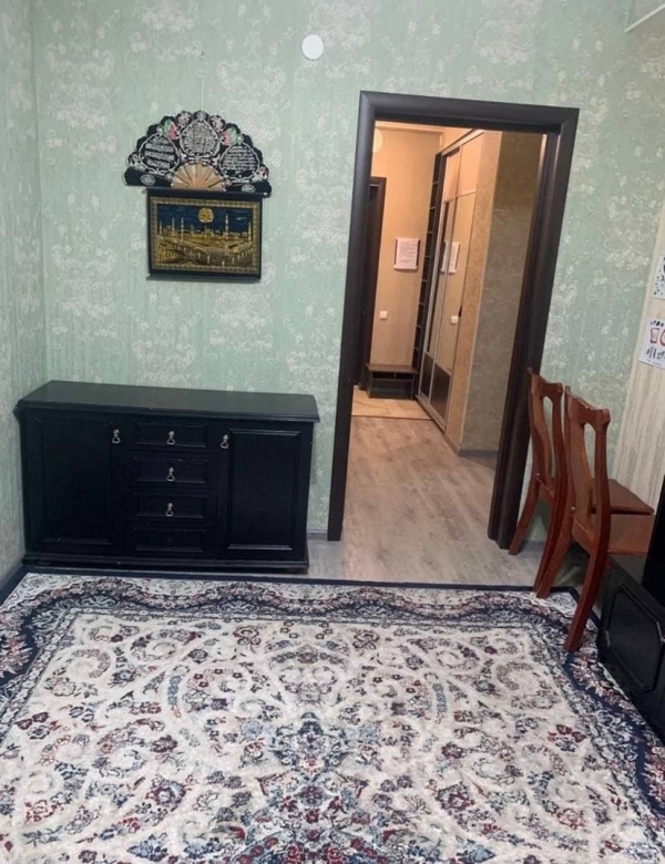 Продаю 3-к квартиру (102 м²) в Бишкеке