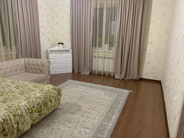 Продаю 1-к квартиру (43 м²) в Бишкеке