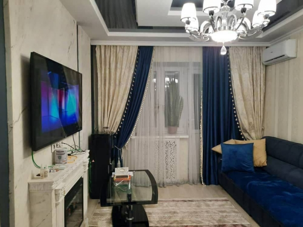 Продаю 4-к квартиру (135 м²) в Бишкеке