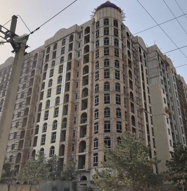 Продаю 2-к квартиру (95 м²) в Бишкеке