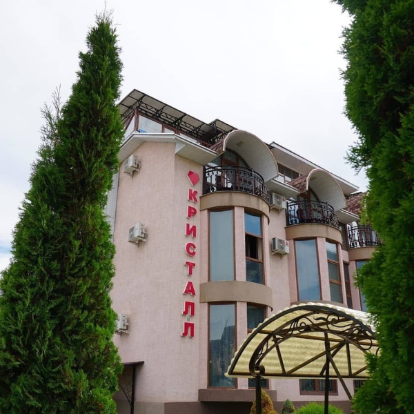 Продаю 1-к помещение (2000 м²) в Чолпон-Ате