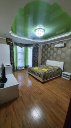 Продаю 1-к помещение (2000 м²) в Чолпон-Ате