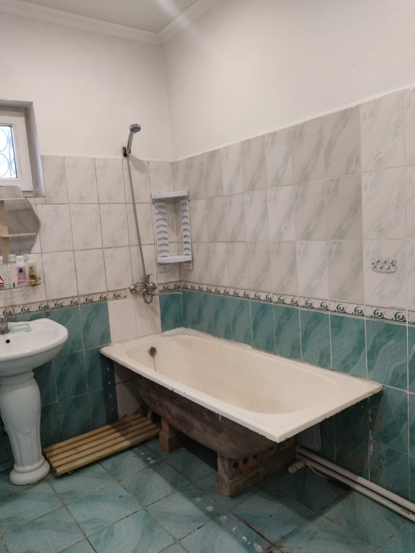 Продаю 4-к дом (120 м²) в Бишкеке