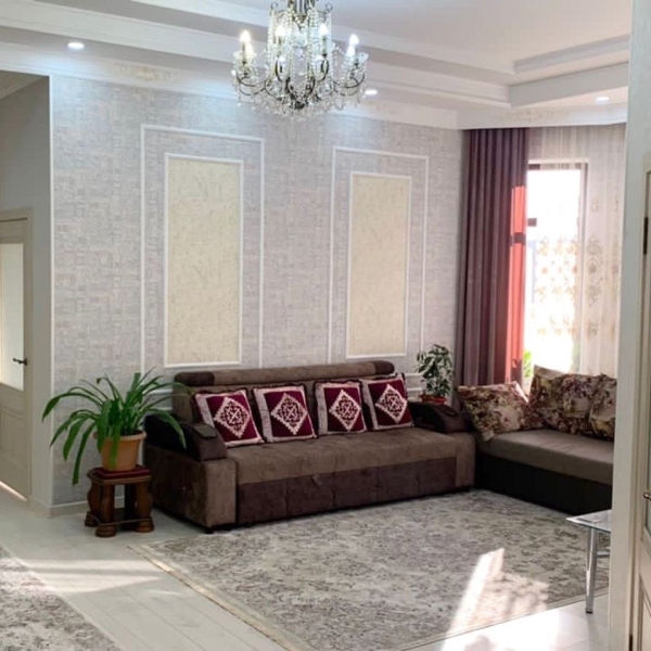 Продаю 4-к дом (190 м²) в Бишкеке